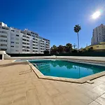 Town With Pool By Homing Appartamento Albufeira