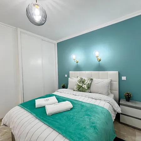 Town With Pool By Homing Apartamento Albufeira