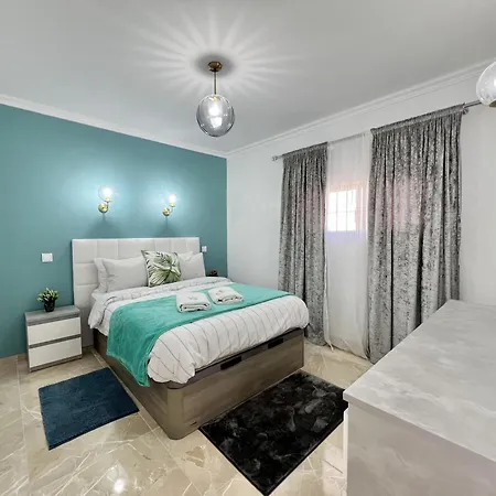 Daire Town With Pool By Homing Albufeira